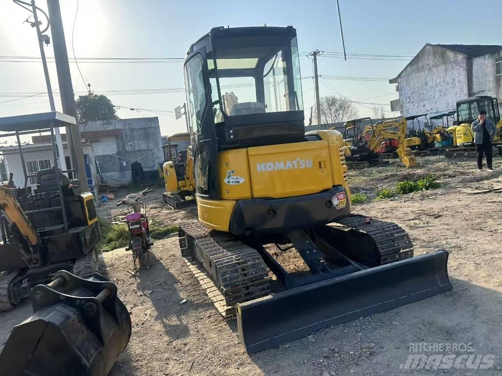 Komatsu PC 40 Гусеничні екскаватори