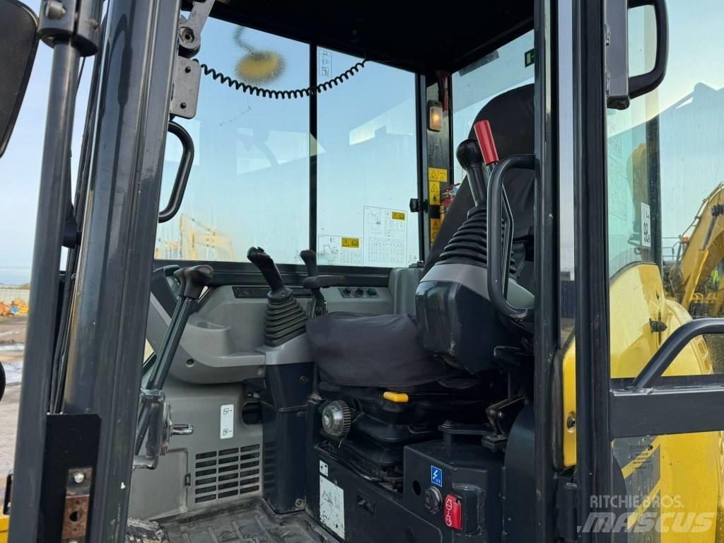 Komatsu PC80MR-5 Міні-екскаватори < 7т