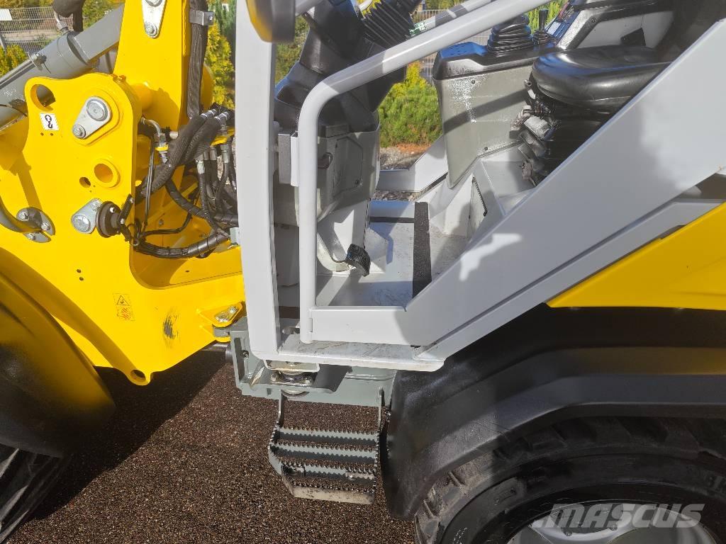 Wacker Neuson WL 28 Фронтальні навантажувачі