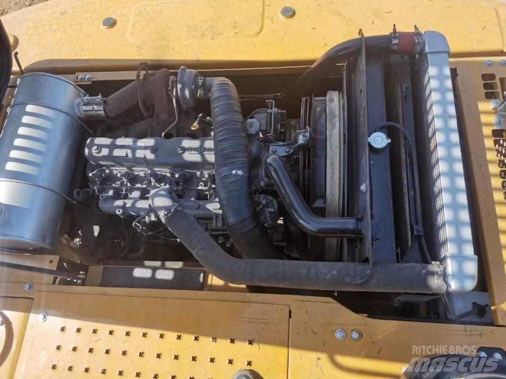 Sany SY 235 C Гусеничні екскаватори