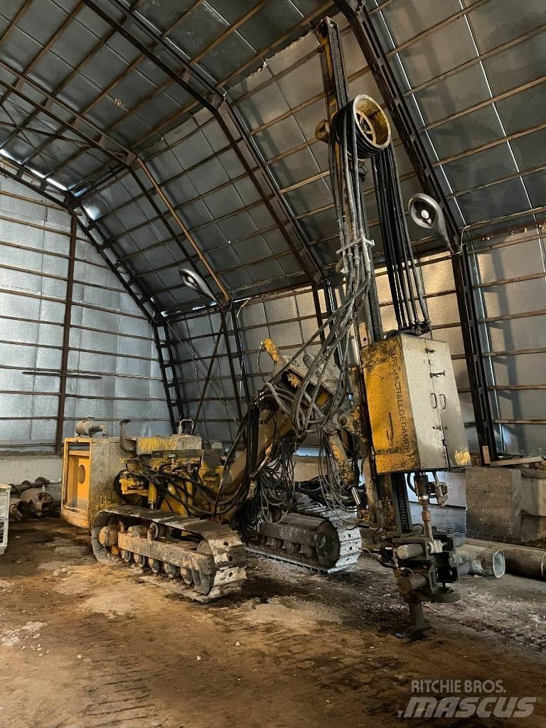 Klemm KR 803 Стаціонарні бурові установки