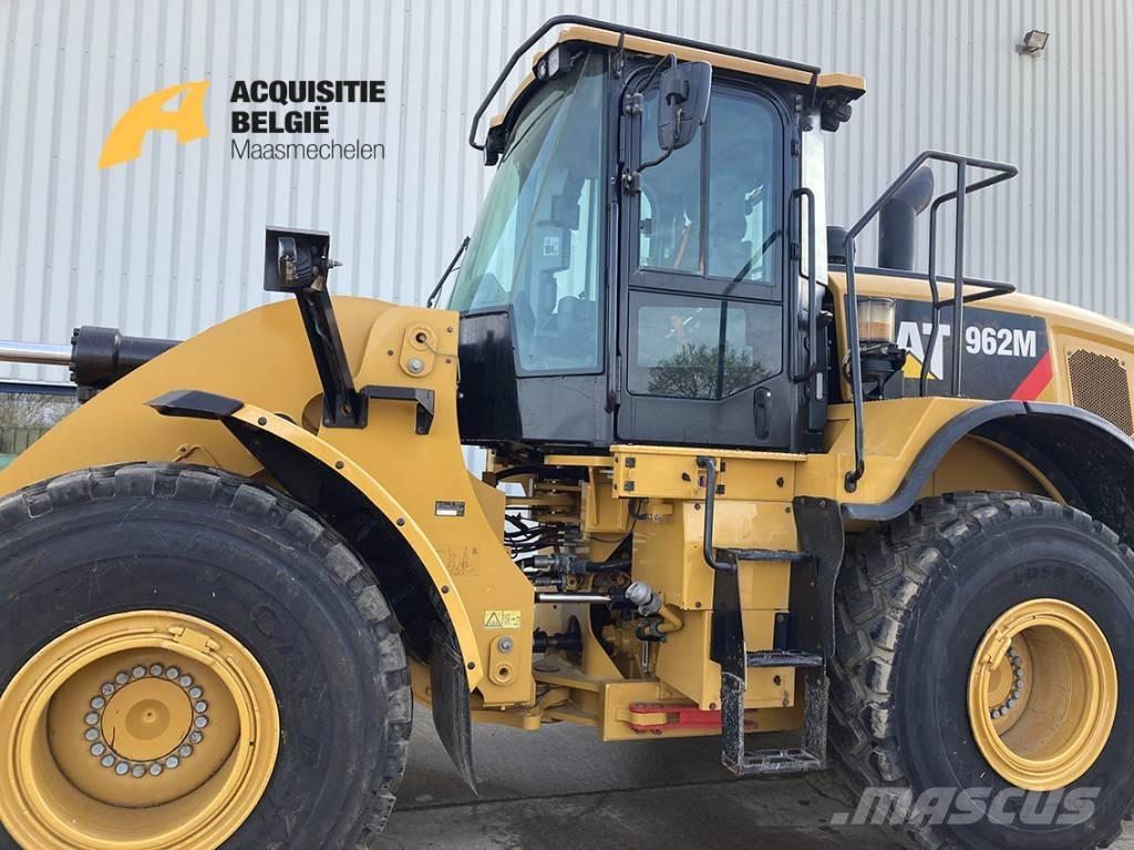 CAT 962 M Фронтальні навантажувачі