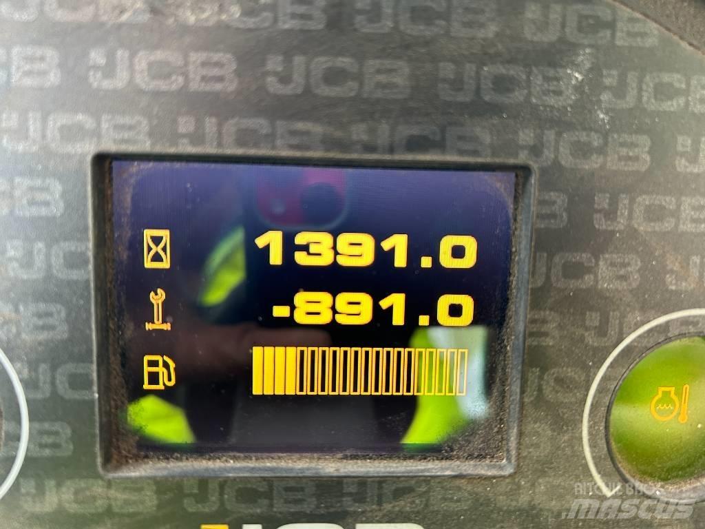 JCB VM 137 Грунтові котки