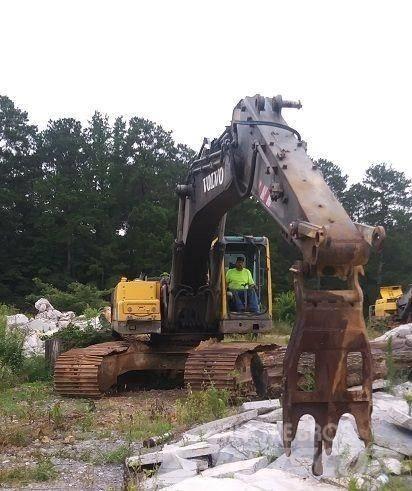 Volvo EC 330 Гусеничні екскаватори