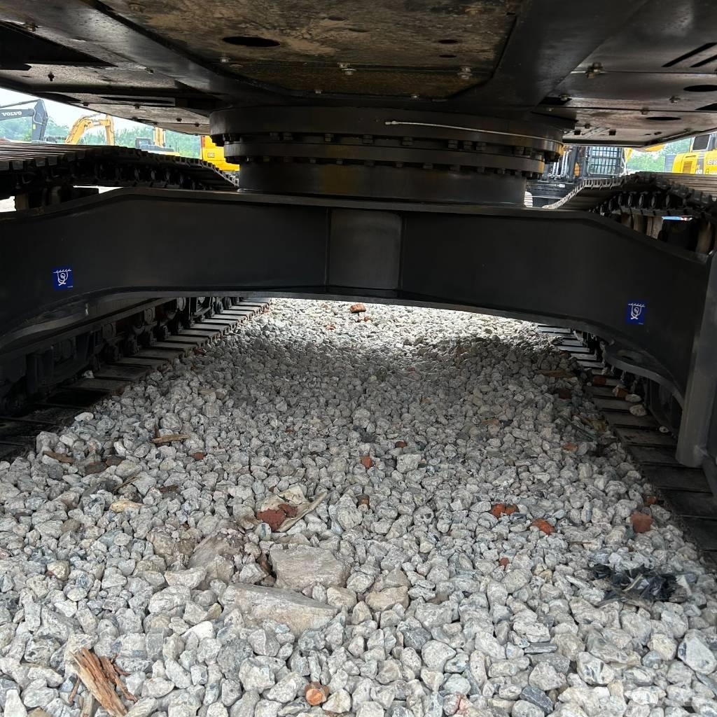 Volvo 290 Гусеничні екскаватори