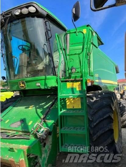 John Deere C 670 Зернозбиральні комбайни