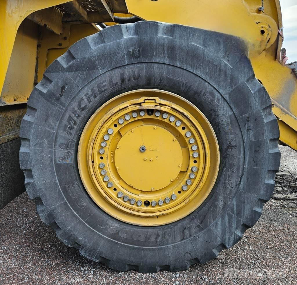 CAT 988 K Фронтальні навантажувачі