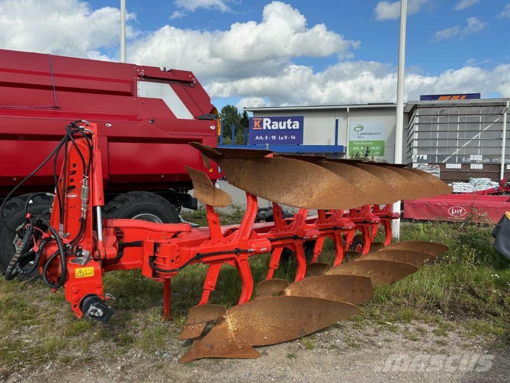 Kuhn Vari-Master 153 Реверсивні плуги