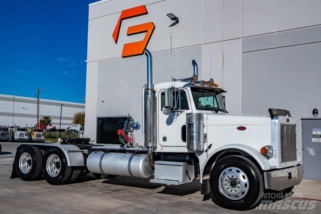 Peterbilt 379 Тягачі
