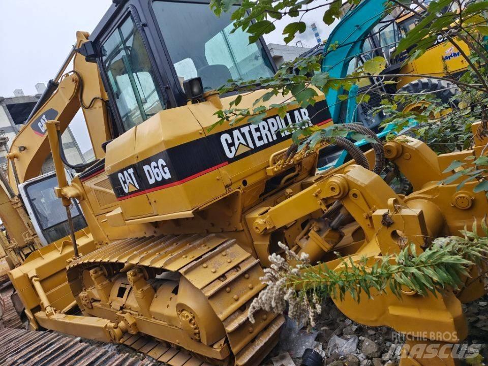 CAT D6G Гусеничні бульдозери