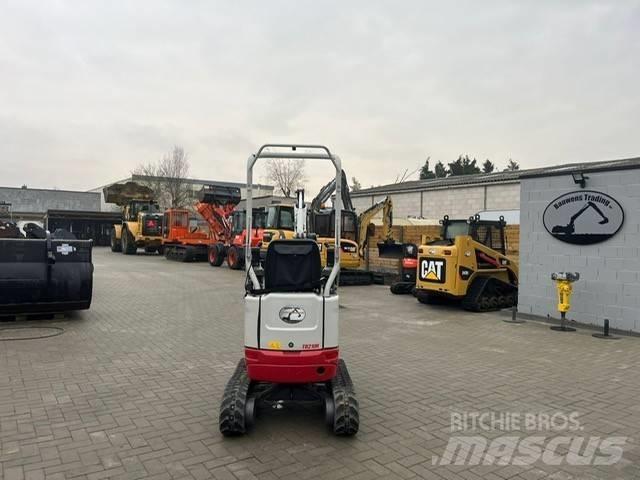 Takeuchi TB 210 R Міні-екскаватори < 7т