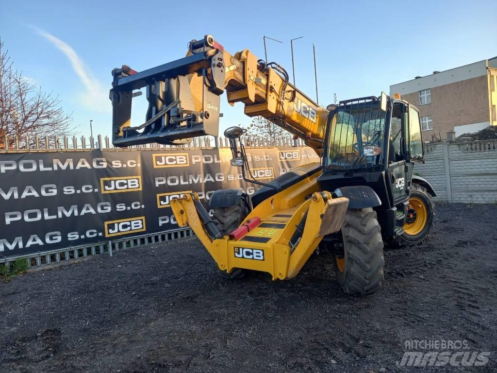 JCB 535-125 Телескопічні навантажувачі