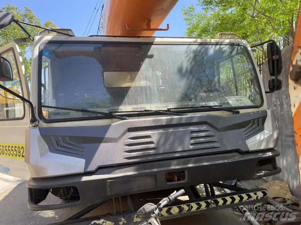 Zoomlion ZTV550 автокрани