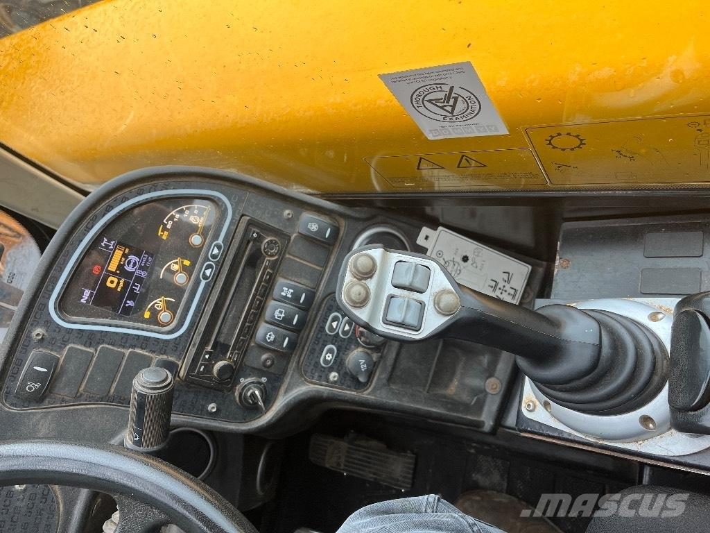 JCB 560-80 Телескопічні навантажувачі