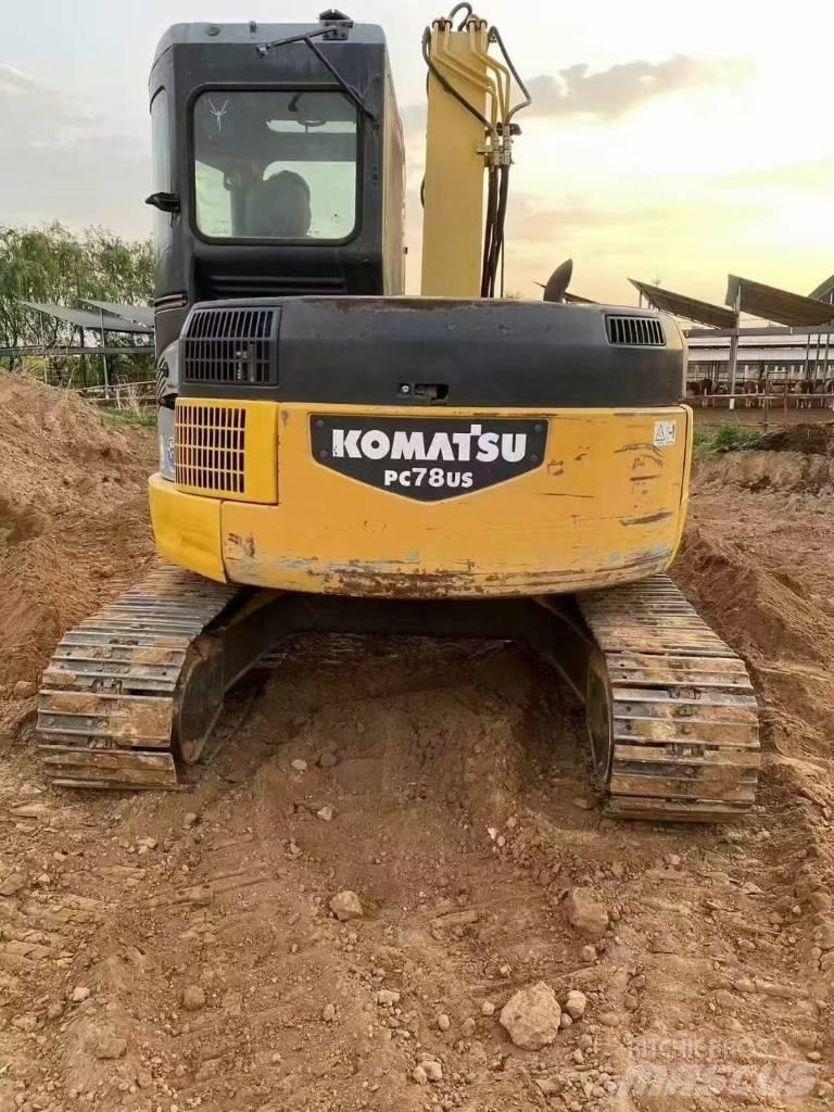 Komatsu PC78US Гусеничні екскаватори
