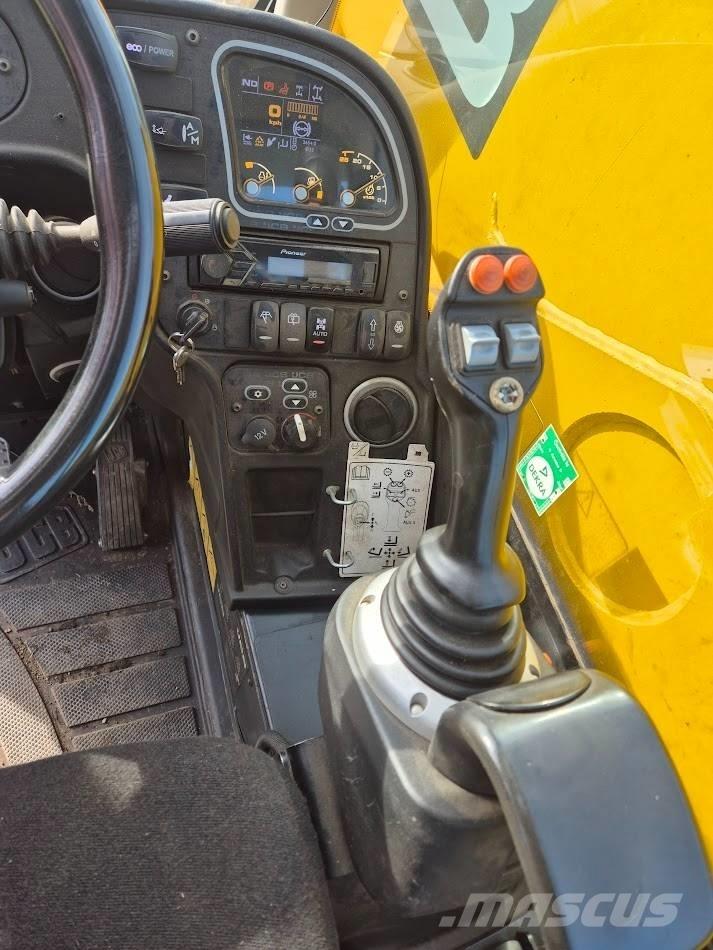 JCB 541-70 Телескопічний навантажувач