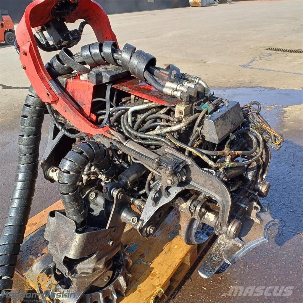 Komatsu C124 Валочні головки