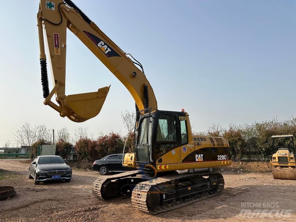 CAT 320 C L Гусеничні екскаватори