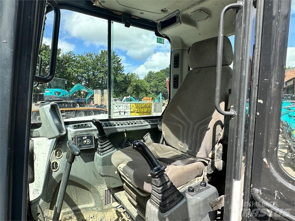 Bobcat E80 Міні-екскаватори < 7т