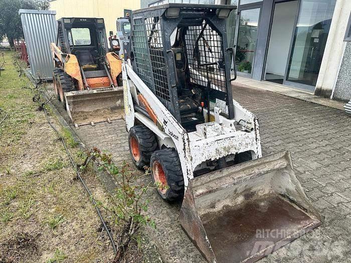 Bobcat 453 Малі навантажувачі