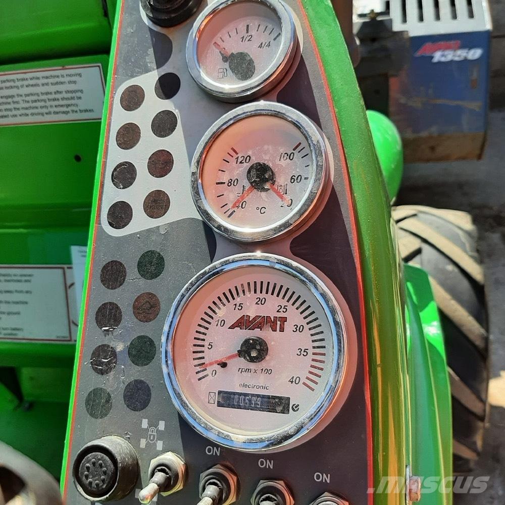 Avant 635 Багатофункціональне обладнання для вантажних і землекопальних робіт