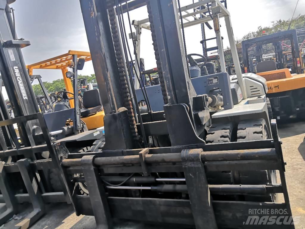 TCM 10 TON Дизельні навантажувачі