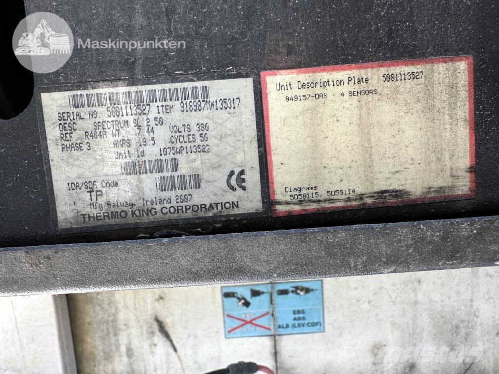 Schmitz SKO 24 Напівпричепи-рефрижератори