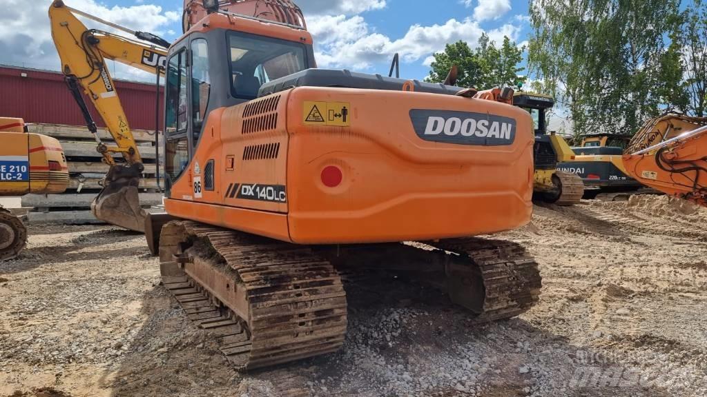 Doosan DX 140 LC-3 Гусеничні екскаватори