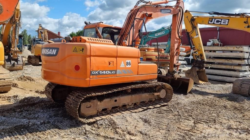 Doosan DX 140 LC-3 Гусеничні екскаватори