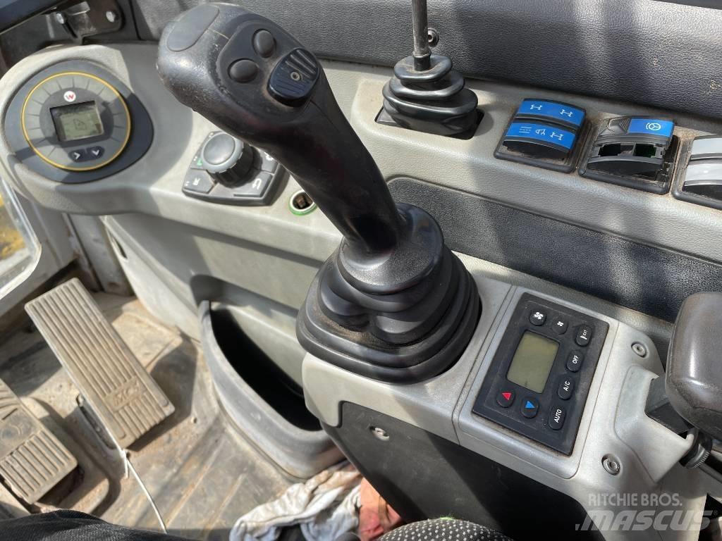Wacker Neuson EW 100 Колісні екскаватори