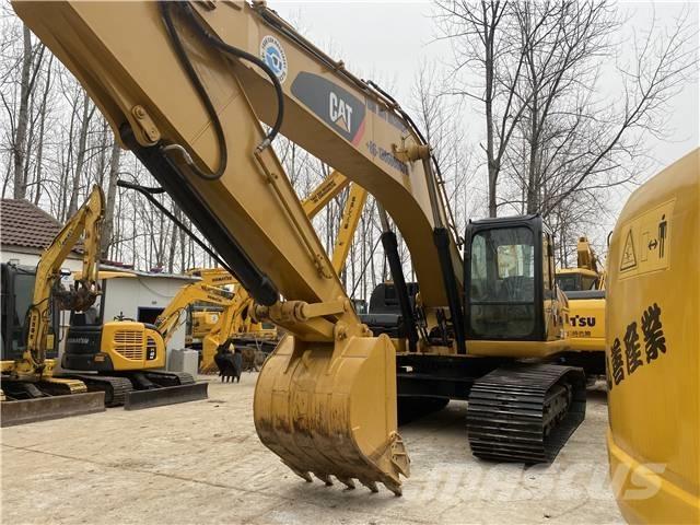 CAT 330DL Гусеничні екскаватори