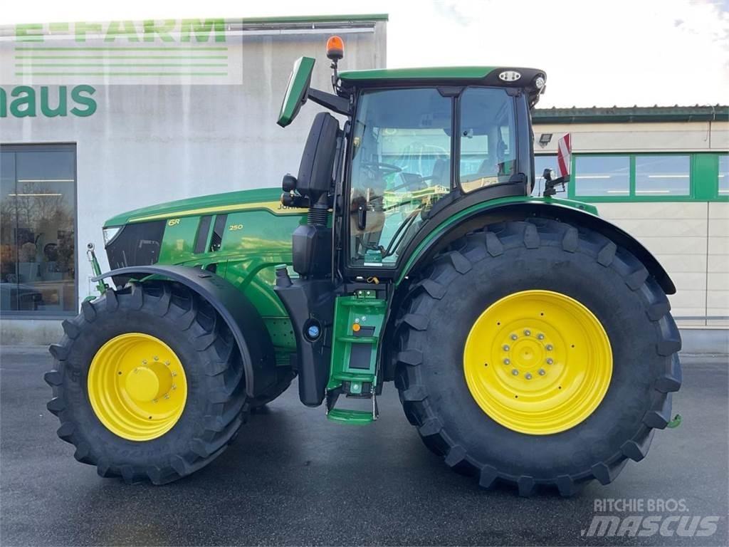 John Deere 6R 250 Трактори