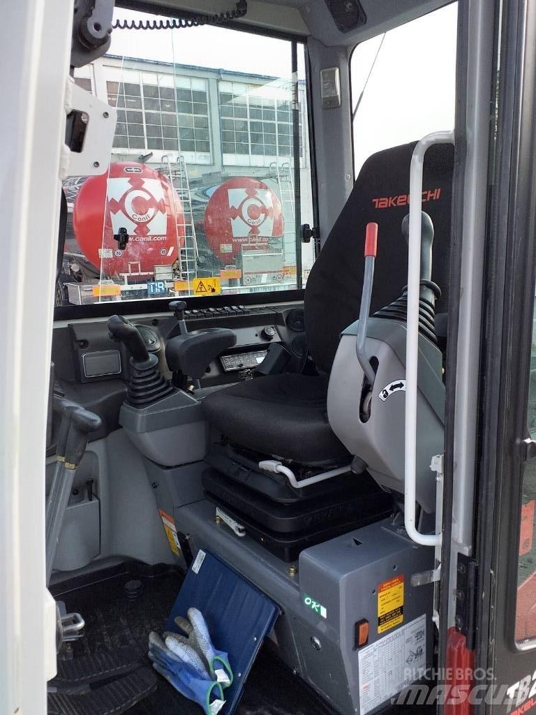 Takeuchi TB 240 Міні-екскаватори < 7т