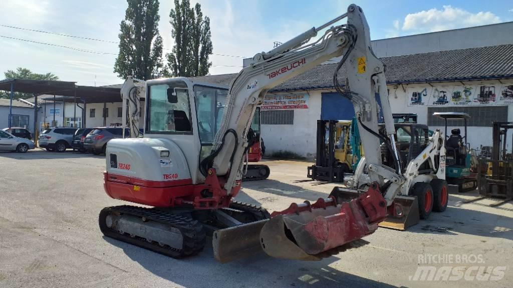 Takeuchi TB 240 Міні-екскаватори < 7т