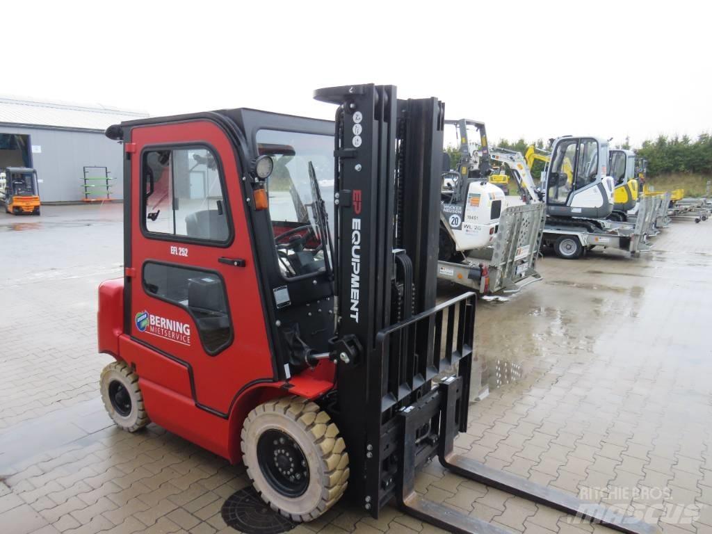 EP EFL252 Електронавантажувачі