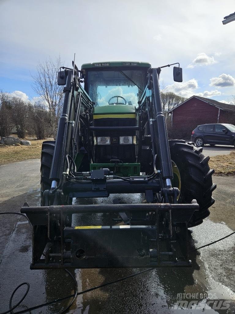 John Deere 6610 Трактори