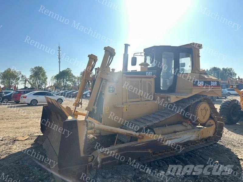 CAT D 8 R Гусеничні бульдозери