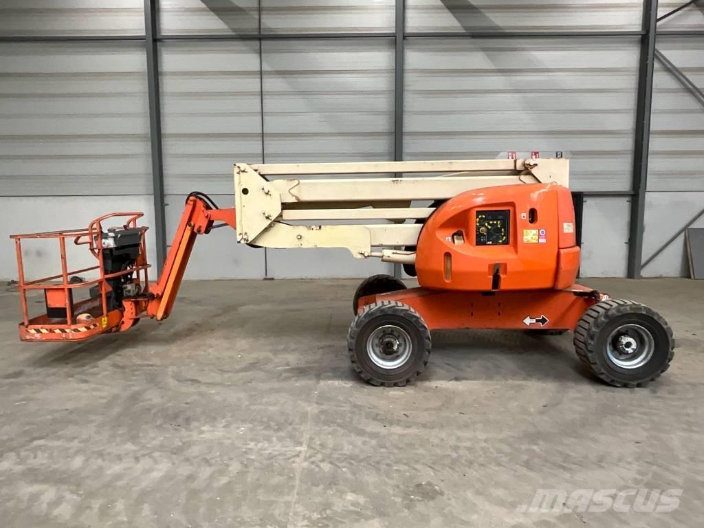 JLG 450 AJ Колінчаті підйомники