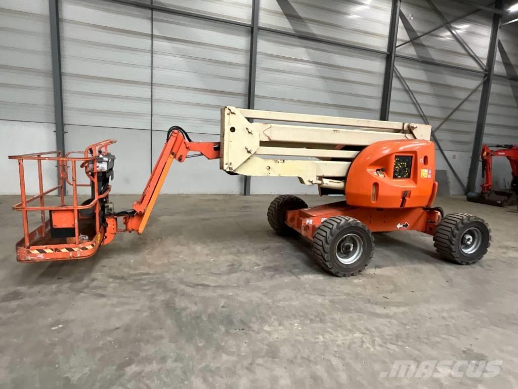 JLG 450 AJ Колінчаті підйомники
