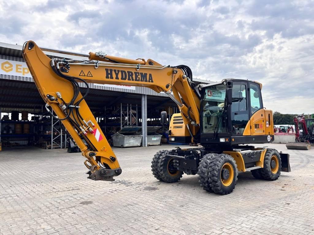 Hydrema MX 16 Колісні екскаватори