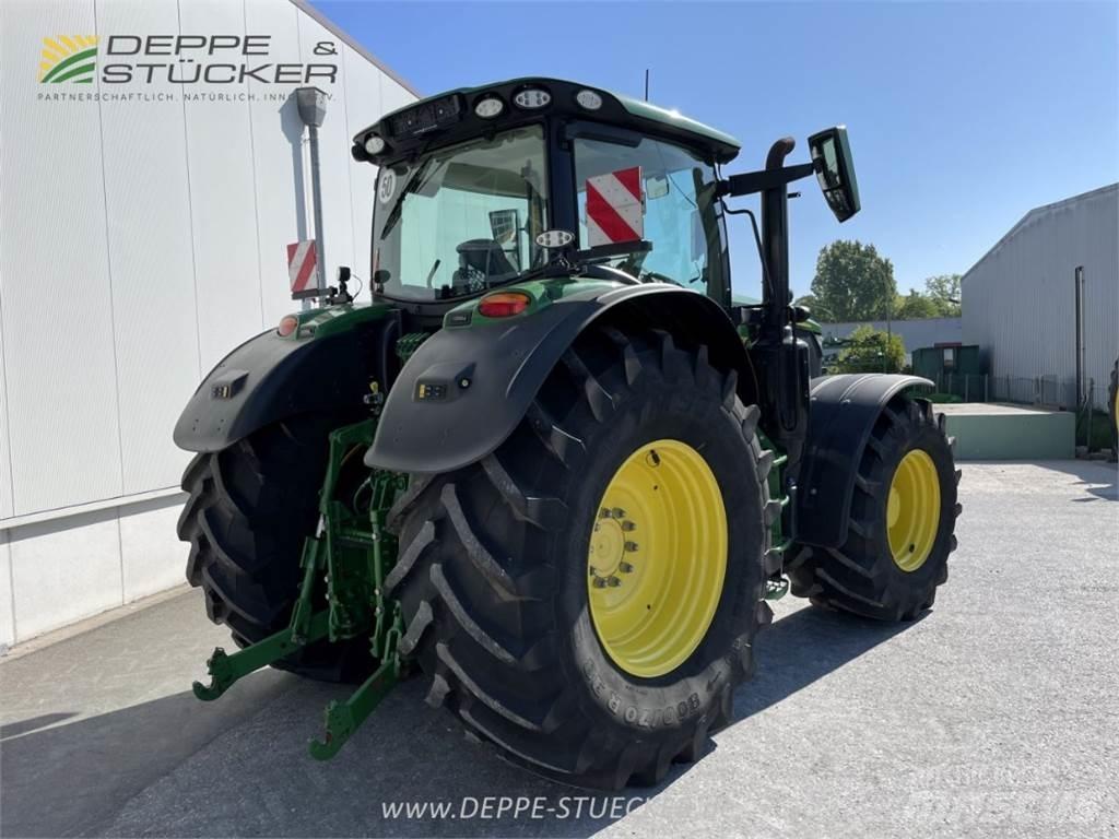 John Deere 6R 195 Трактори