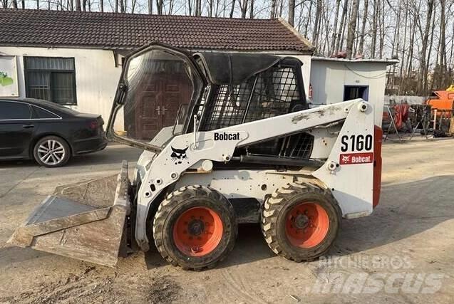 Bobcat S160 Міні-навантажувачі