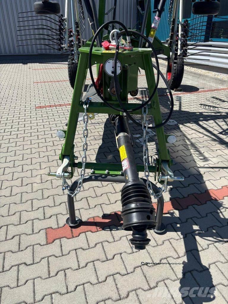 Fendt Former 801 Граблі і сінозворушувачі
