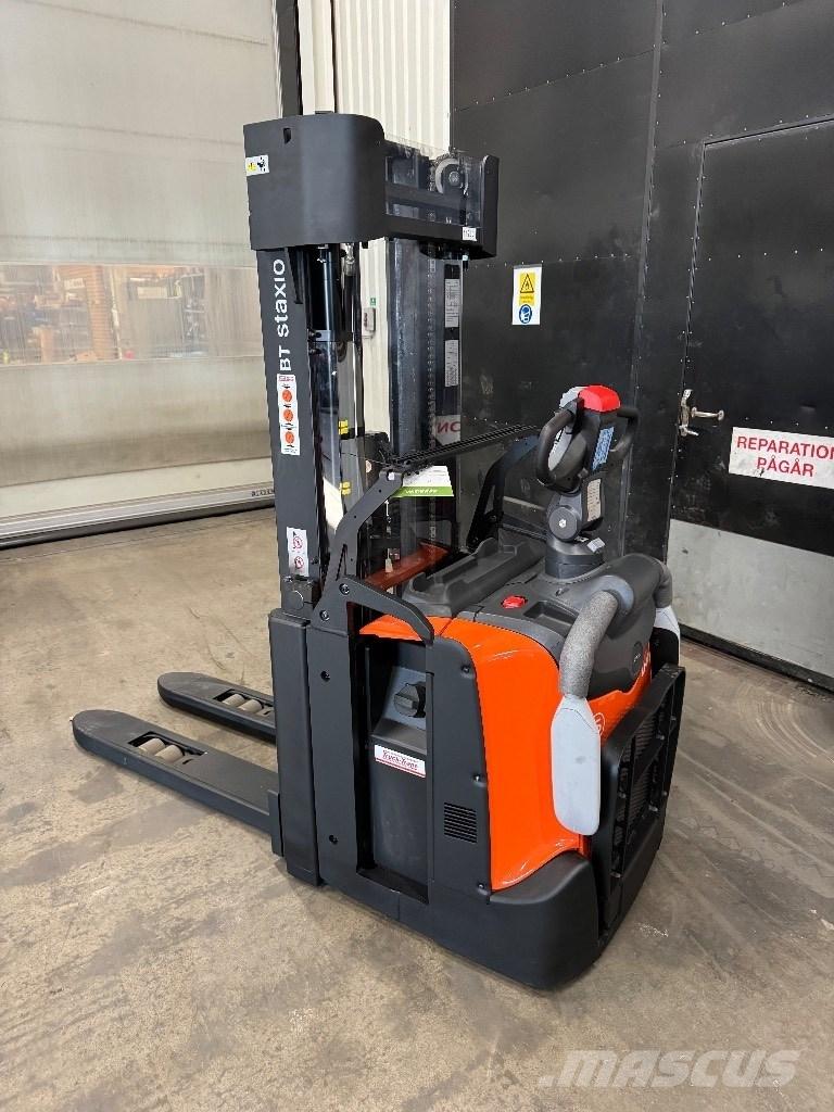 Toyota SPE140L Ручний візок