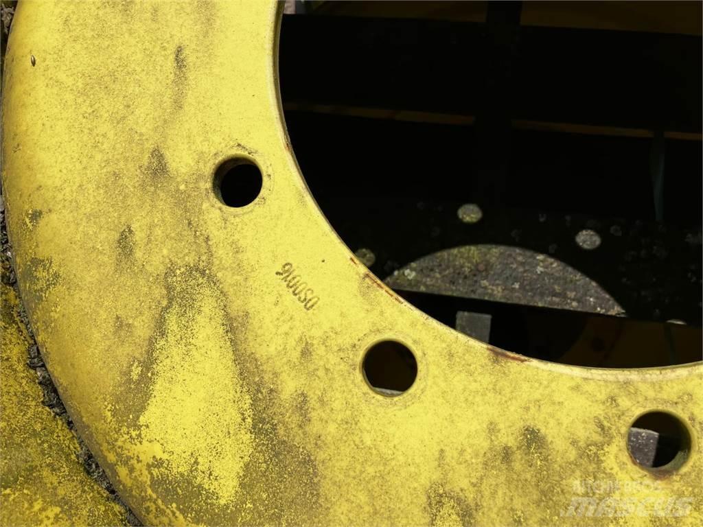 John Deere 18x28 Колеса