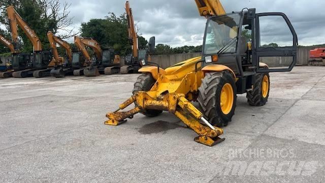 JCB 532-120 Телескопічні навантажувачі