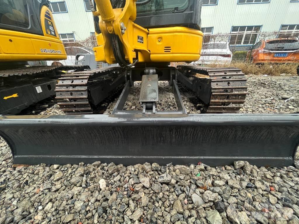 Komatsu PC 35 Гусеничні екскаватори