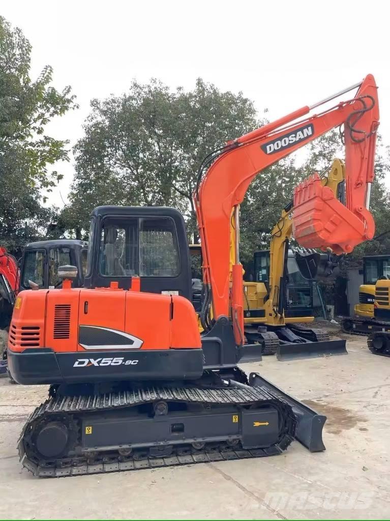 Doosan DX 55-9C Міні-екскаватори < 7т