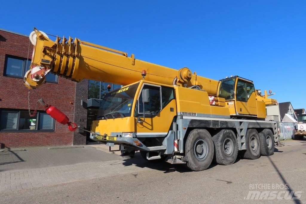 Liebherr LTM 1060-2 автокрани