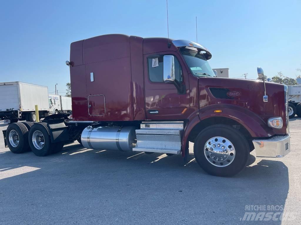 Peterbilt 567 Тягачі